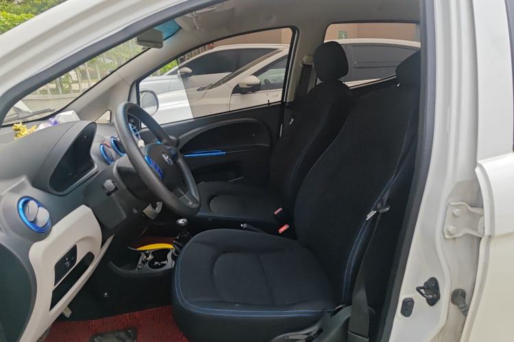 Used JMEV E200L 2018 E200L Standard Model (250 km) Left Front Seat