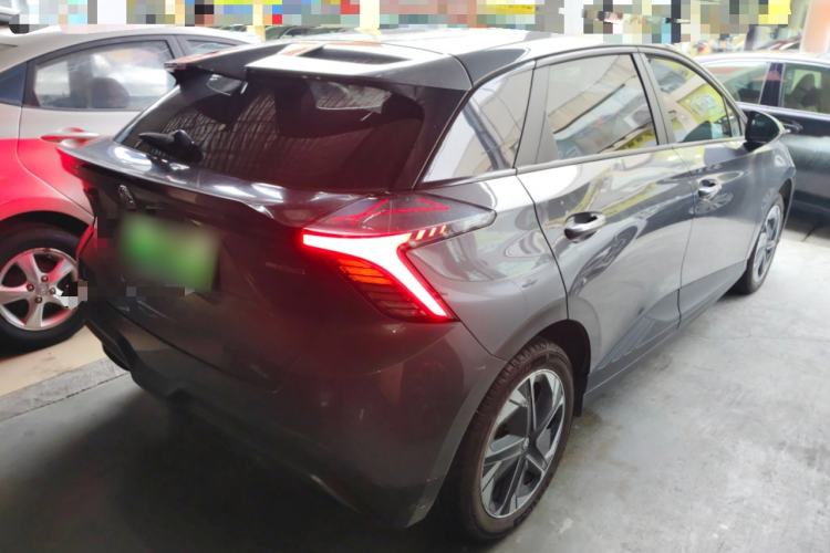 Used MG 4 EV 2023 415 km Range Sea-Faring Champion Edition Rear Right 45 Deg