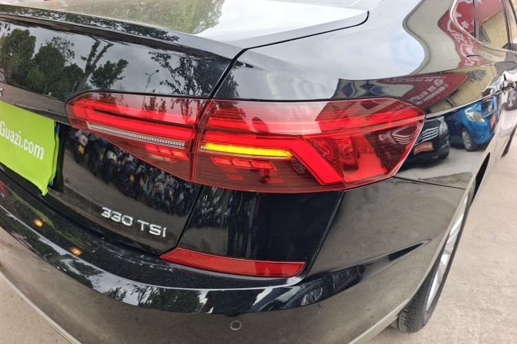 Used Volkswagen Passat 2021 330TSI Elite Edition Right Rear Taillight