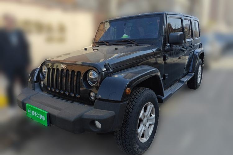 Used Jeep Wrangler 2014 3.0L Sahara Four-Door Edition