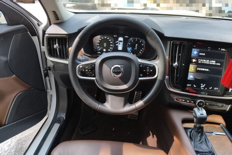 Used Volvo S90 2017 T5 Smart Luxury Edition