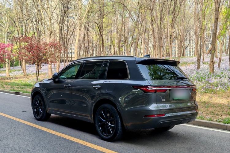 Used Li Auto ONE 2021 Extended-Range 6-Seater Version Exterior 4