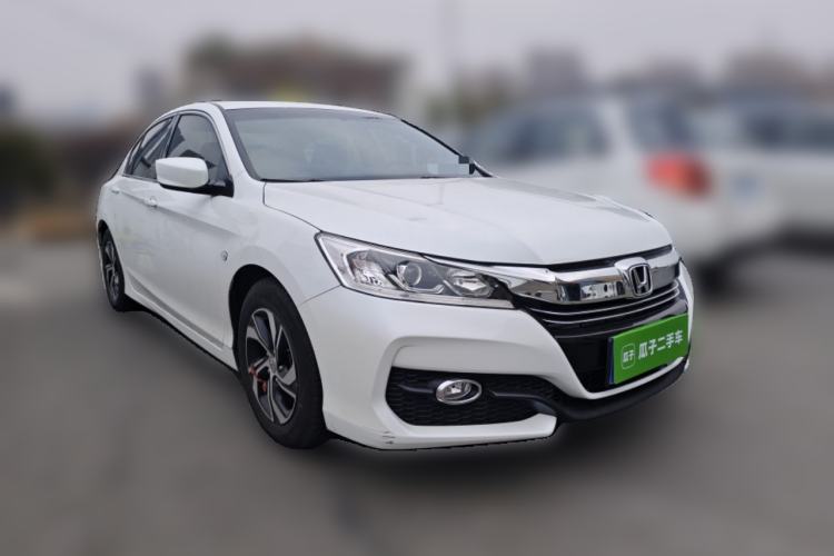 Used Honda Accord 2016 2.0L Comfort Edition Front Right 45 Deg