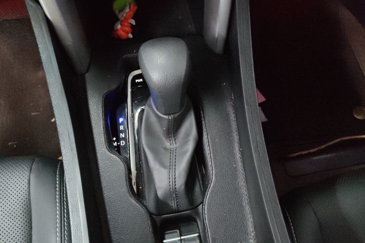 Used Toyota FRONTLANDER 2023 2.0L CVT Luxury Edition Gear Lever