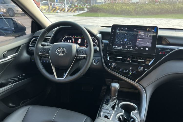 Used Toyota Camry 2023 2.5G Luxury Edition
