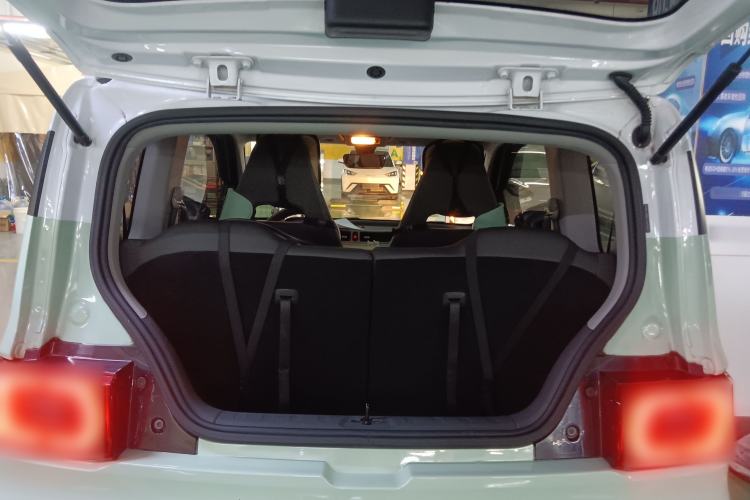 Used Wuling Hongguang MINIEV 2021 Macaron Premium Model – Lithium Iron Phosphate