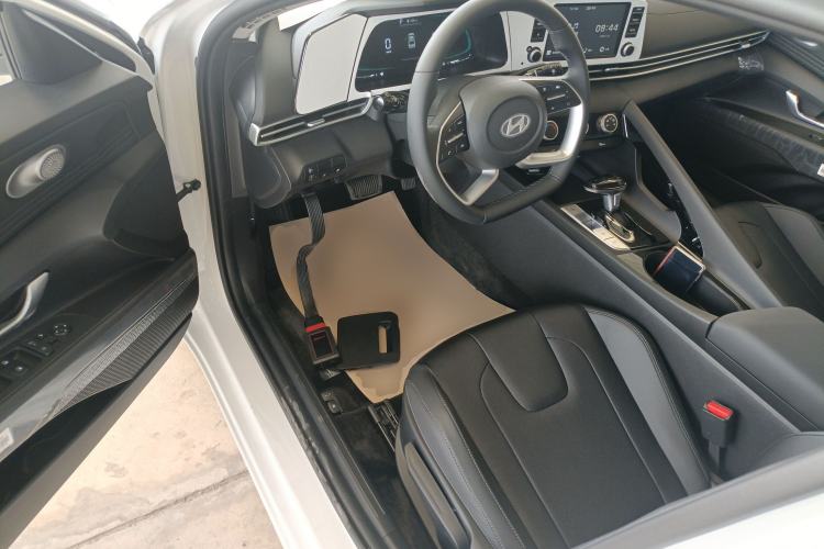 Used Hyundai Elantra 2023 1.5L CVT GLX Elite Edition