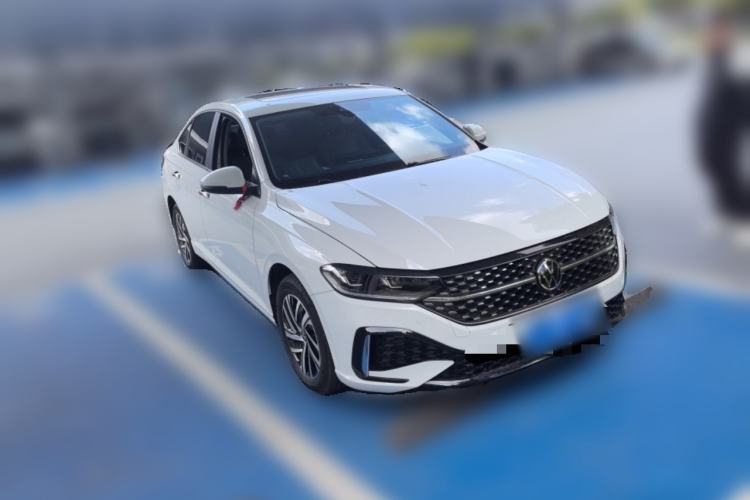 Used Volkswagen Lavida 2024 1.5L Automatic Starry Sky 5 Million Edition Front Right 45 Deg