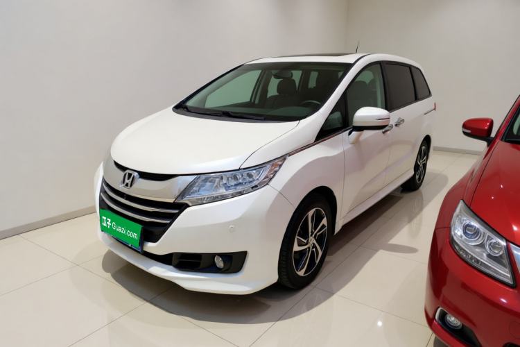 Used Honda Odyssey 2015 Revised Version 2.4L Supreme Edition