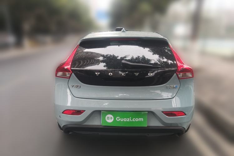 Used Volvo V40 2018 T3 Zhiya Edition
