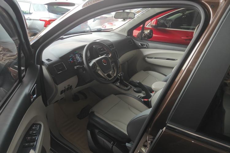 Used FORTHING Joyear XV 2016 1.6L CVT Luxury Model