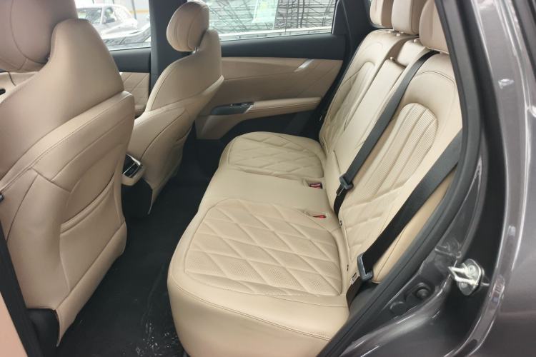 Used CHANGAN CS75 PLUS 2025 4th Generation UItra 2.0T New Blue Whale – Smart & Powerful Version