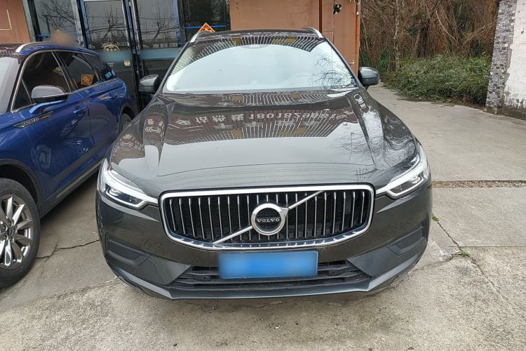Used Volvo XC60 2019 T5 4x4 Smart Edition China VI Standard
