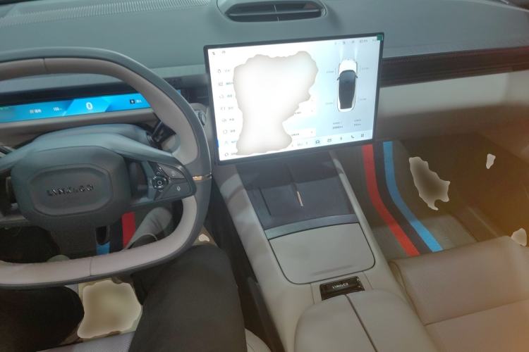 Used Lynk & Co Z10 2025 71 kWh 602 km Range Rear-Wheel Drive Pro
