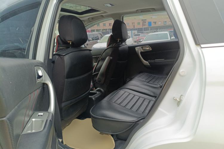 Used Haval H6 2016 Upgraded Model 1.5T Automatic Two-Wheel Drive Prestige Version