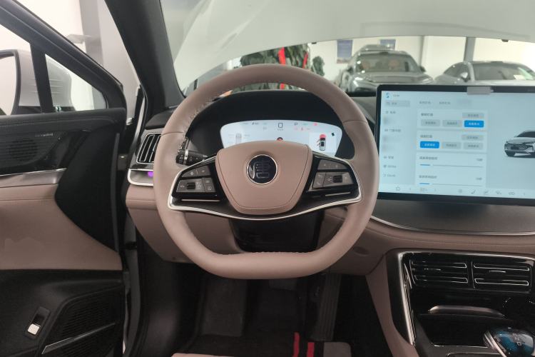 Used BYD Tang New Energy 2025 Intelligent Driving Version DM-i 115KM Flagship Edition Steering Wheel