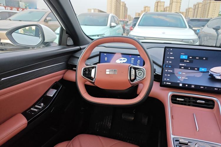 Used Geely Galaxy L6 2025 EM-i 140km Explorer+ Edition
