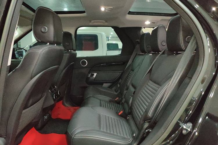 Used Land Rover Discovery 2023 Facelift 300PS S