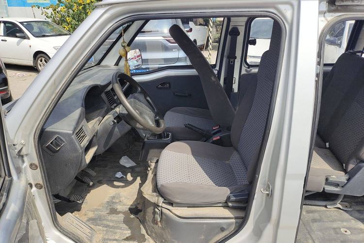 Used Wuling Zhiguang 2015 1.2L Practical LS-I Model
