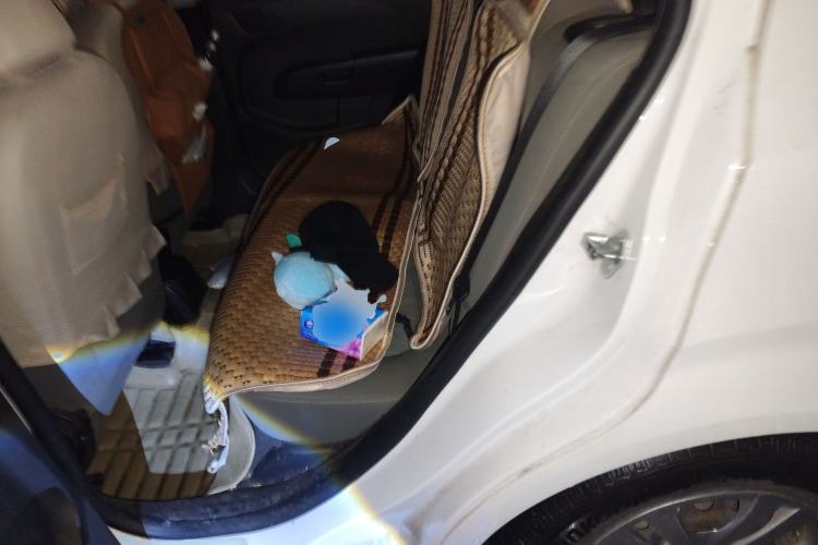 Used Chevrolet Aveo Sonic 2014 Sedan 1.4 SL MT Comfort Edition
