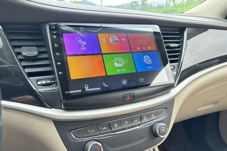 Used Buick Verano 2015 Sedan 15S Automatic Ambition Model Interior 1