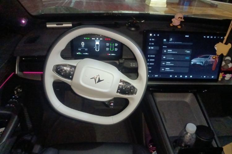 Used Dongfeng eπ eπ007 2024 620 Pro Version
