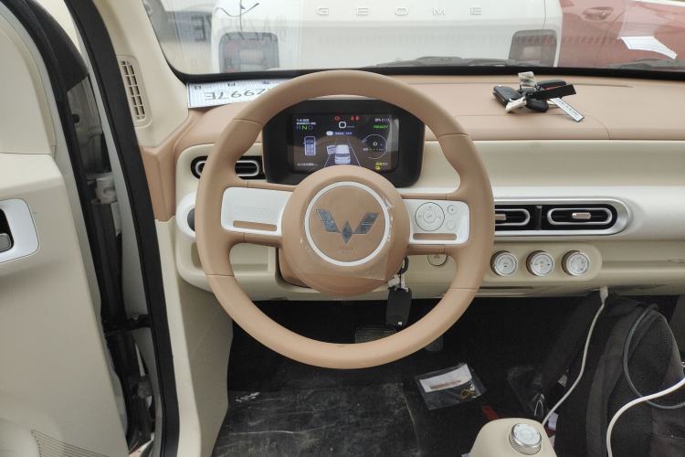 Used Wuling Hongguang MINIEV 2024 3rd Generation 215km Youth Edition