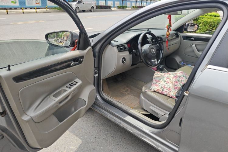 Used Volkswagen Bora 2012 1.6L Automatic Comfort Edition
