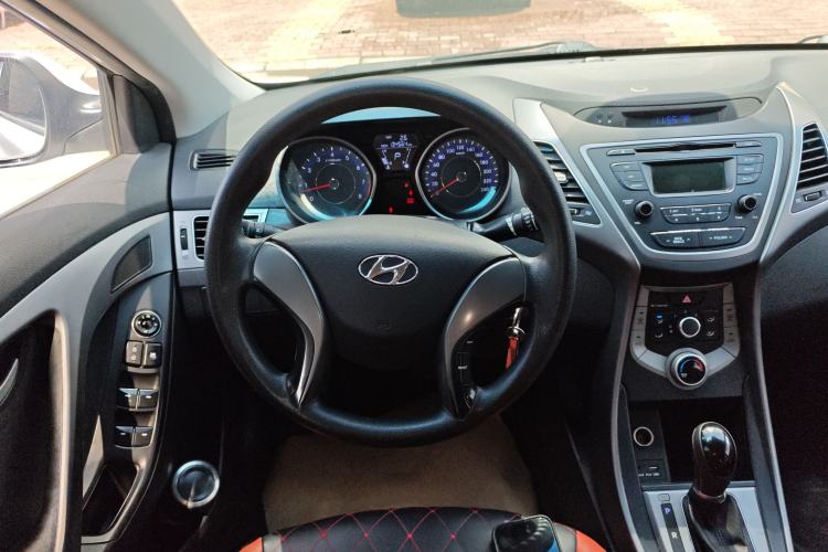 Used Hyundai Elantra (5th Generation / Langdong) 2016 1.6L Automatic Smart Version Steering Wheel
