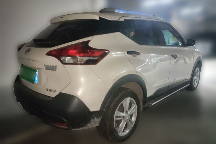 Used Nissan Kicks 2017 1.5L Manual Cool Dynamic Edition
