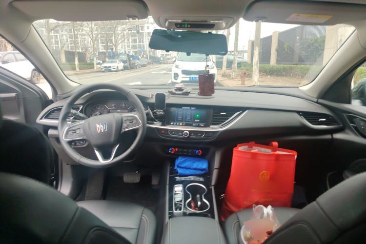 Used Buick Regal 2024 25T Deluxe Edition