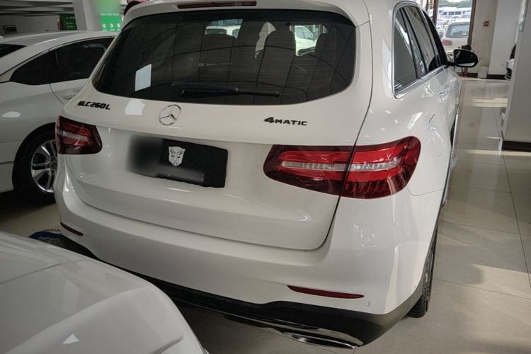 Used Mercedes-Benz GLC 2017 GLC 260 4MATIC Luxury Model
