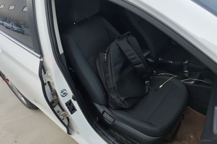 Used Hyundai Verna (new generation) 2020 1.4L Manual GLS Cool Edition Right Front Seat