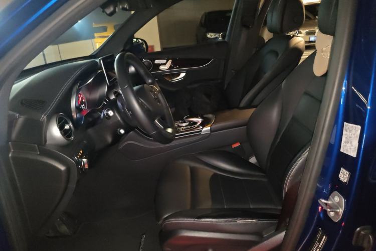 Used Mercedes-Benz GLC 2017 GLC 260 4MATIC Luxury Model
