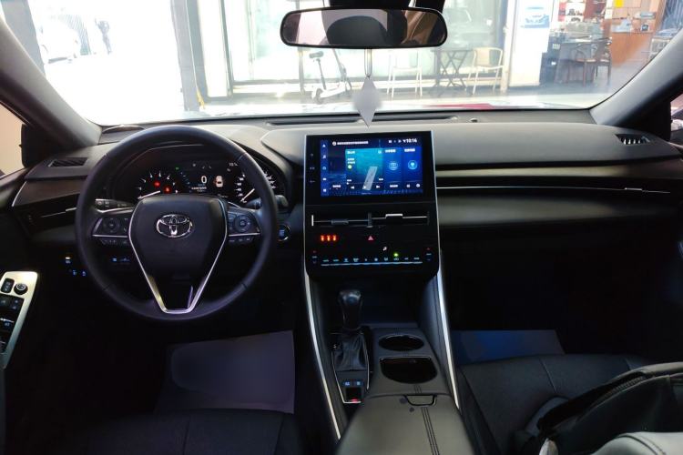 Used Toyota Avalon 2022 2.0L Luxury Edition