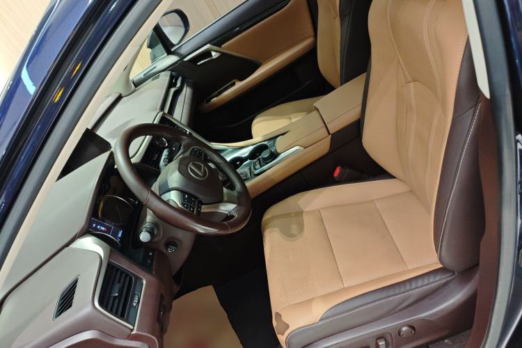 Used Lexus RX 2016 300 Two-Wheel Drive Comfort Edition China V Standard