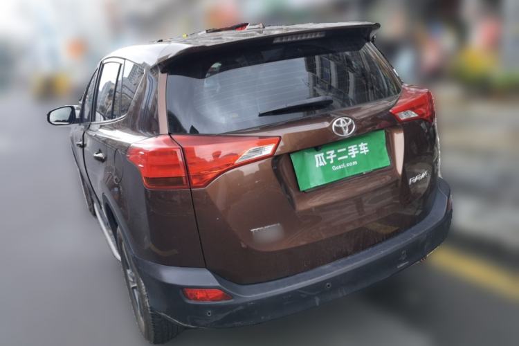 Used Toyota RAV4 2015 2.0L CVT Two-Wheel Drive Urban Edition
