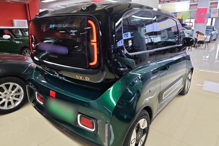 Used Baojun KiWi EV 2021 Artist Model Lithium Iron Phosphate