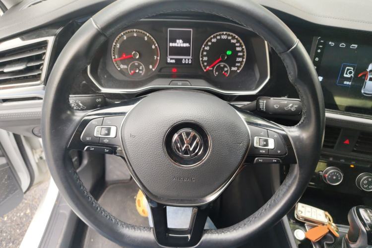 Used Volkswagen Sagitar 2020 280TSI DSG Comfort Version China VI Standard Steering Wheel