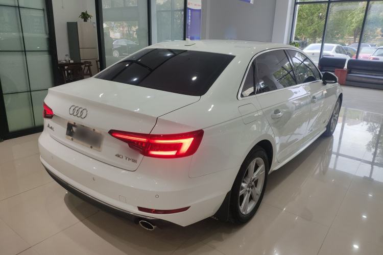 Used Audi A4L 2018 30th Anniversary Edition 40 TFSI Trendy Model
