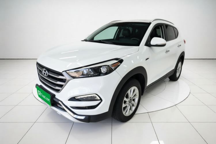 Hyundai Tucson 2015 1.6T Dual-Clutch Two-Wheel-Drive Smart Model de segunda mano