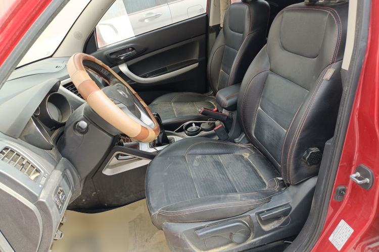 Used Changan CS35 2015 1.6L Manual Luxury Model China V Standard
