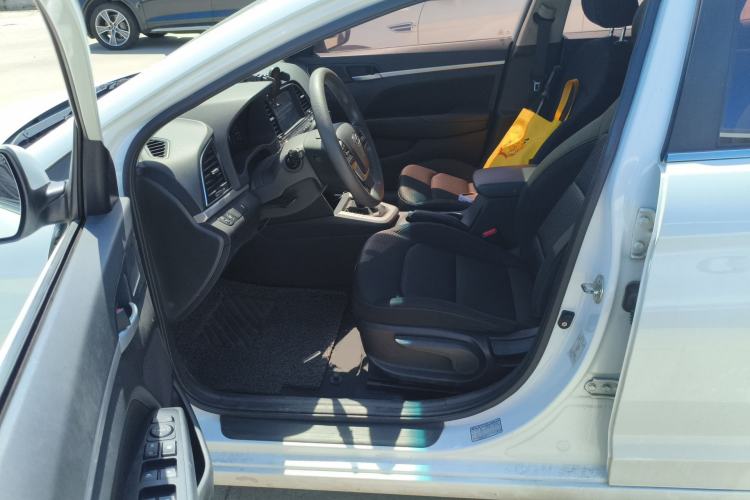 Used Hyundai Elantra (6th Generation / Lingdong) 2016 1.6L Automatic ZhiXuan – Elite Version Driver Seat