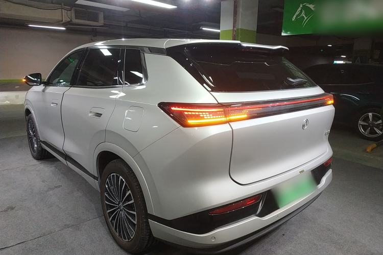 Used Dongfeng Aeolus L8 2025 Model 185KM Dream Edition
