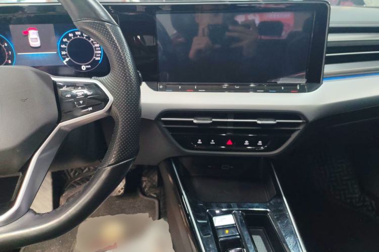 Used Volkswagen Lamando 2022 Lavida L 280TSI DSG Cool & Spicy Edition