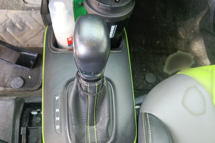 Used Roewe Clever 2021 302 km New Four-Seater Super-Efficient Version
