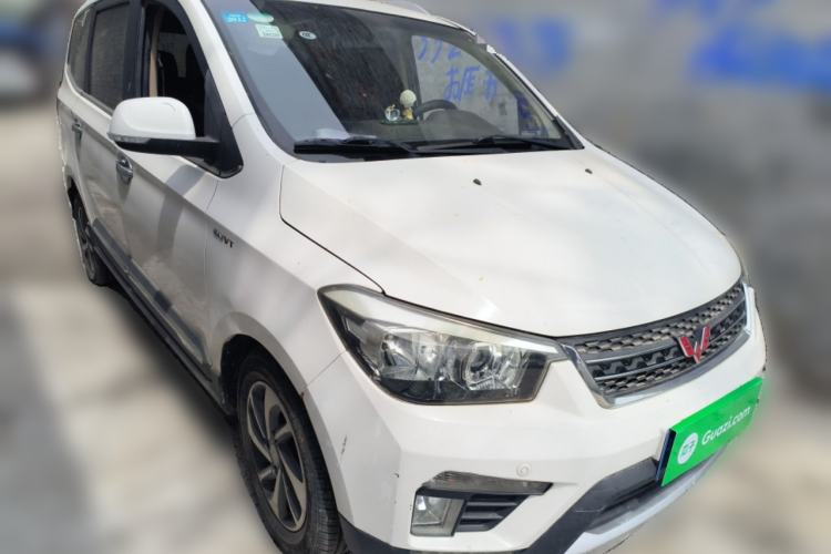 Used Wuling Hongguang 2016 1.5L S1 Deluxe Model China V-standard Front Right 45 Deg
