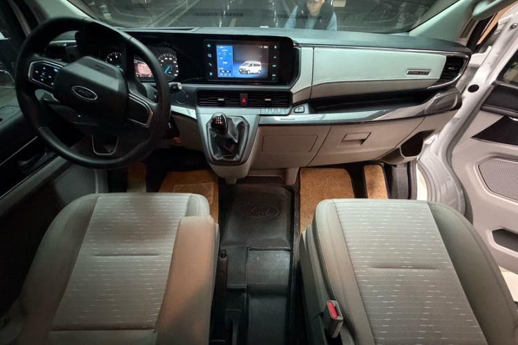 Used Ford Transit 2023 2.0T Diesel Manual Commercial & Travel Short Wheelbase Low-Roof 7/8/9-Seater
