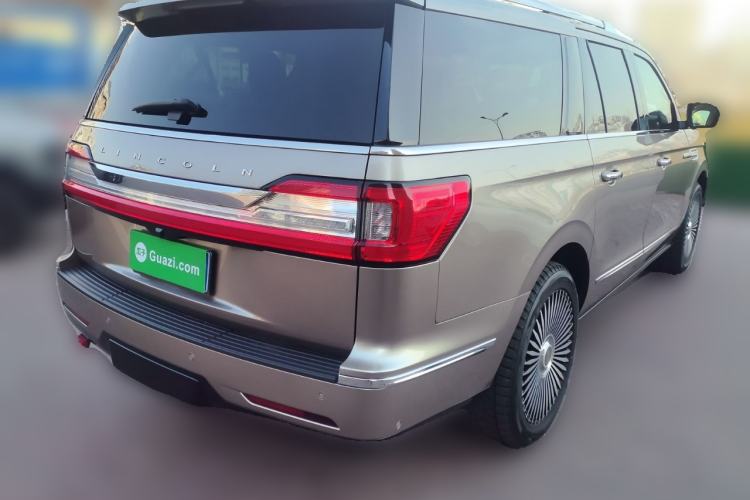 Used Lincoln Navigator 