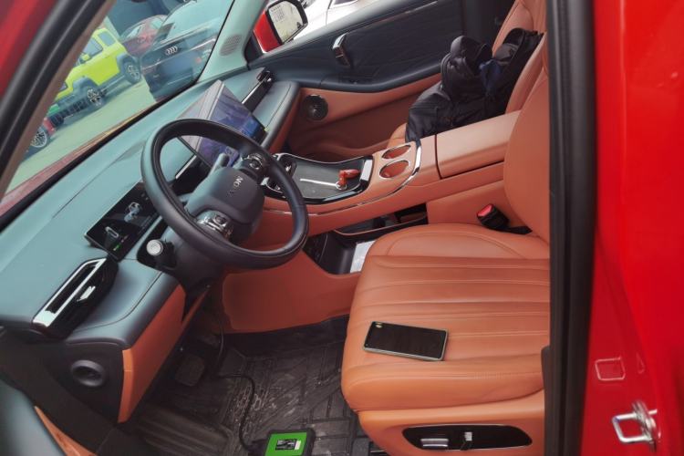 Used AION V 2024 Aion Tyrannosaurus 650 LiDAR Edition Left Front Seat